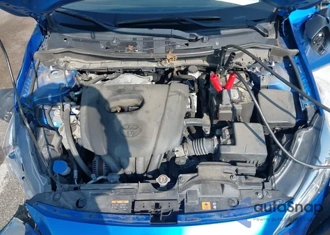 2019 Toyota Yaris Xle z USA, uszkodzony, nr VIN 3MYDLBYV7KY523952